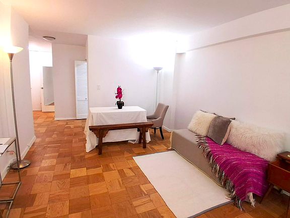 5th image of 153 E 57th St APT 14J