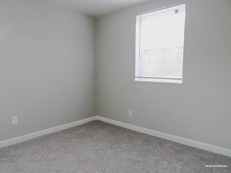 LongView Apartments — Photo 61