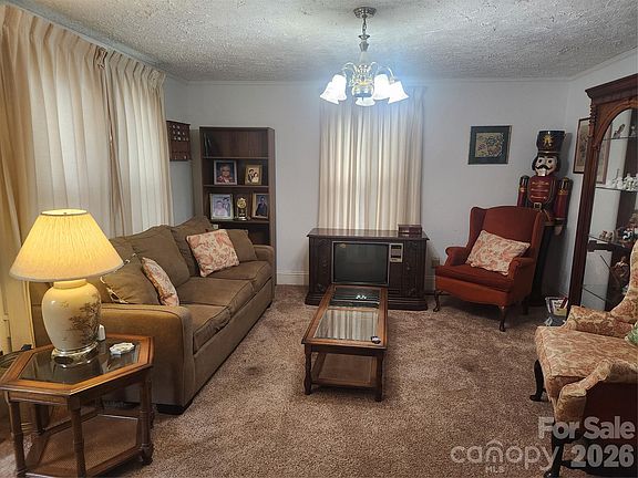 3rd image of 1327 21st St NE #5