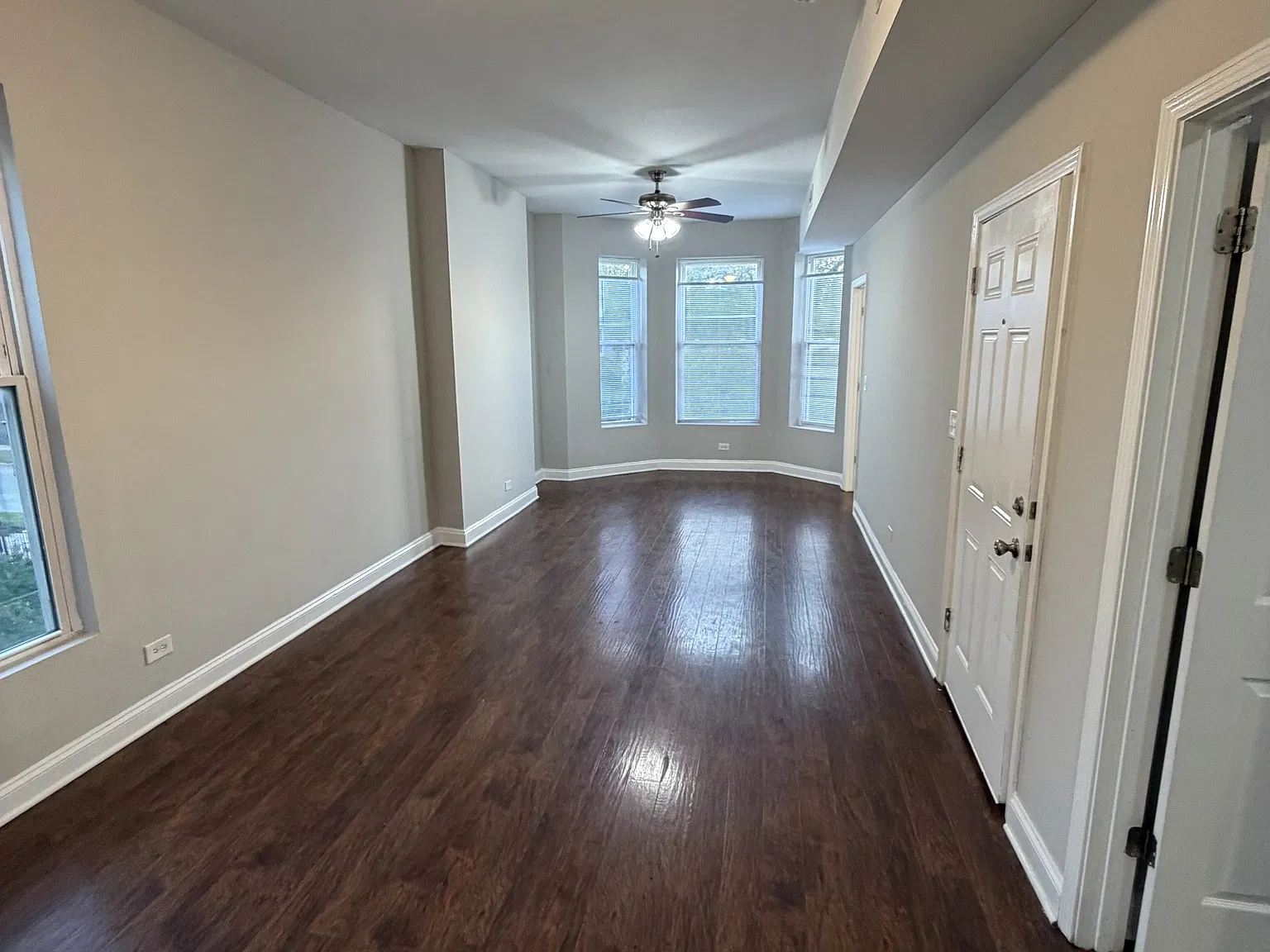 7644 S Normal Ave — Photo 1