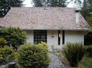 211 E Village View Dr, Allyn, WA 98524