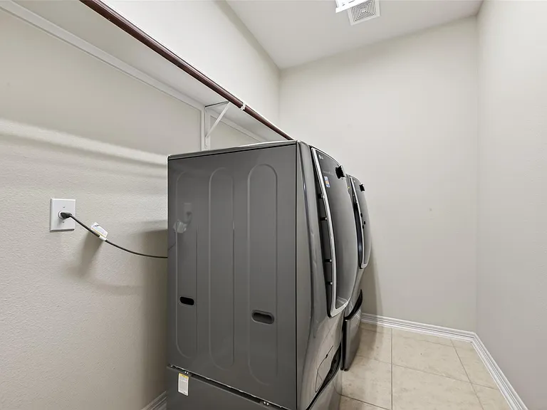 5215 Field Briar Ln — Photo 22