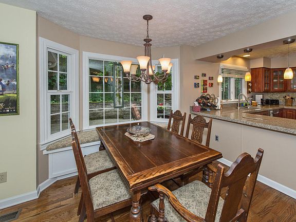 5th image of 7741 Christin Lee Cir