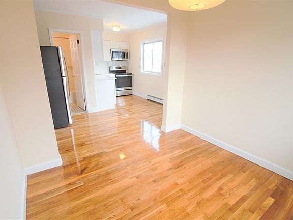5th image of 249 W 4th St Floor 2