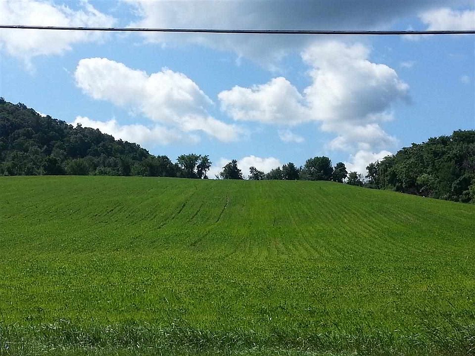 2nd image of 744 State Route 372