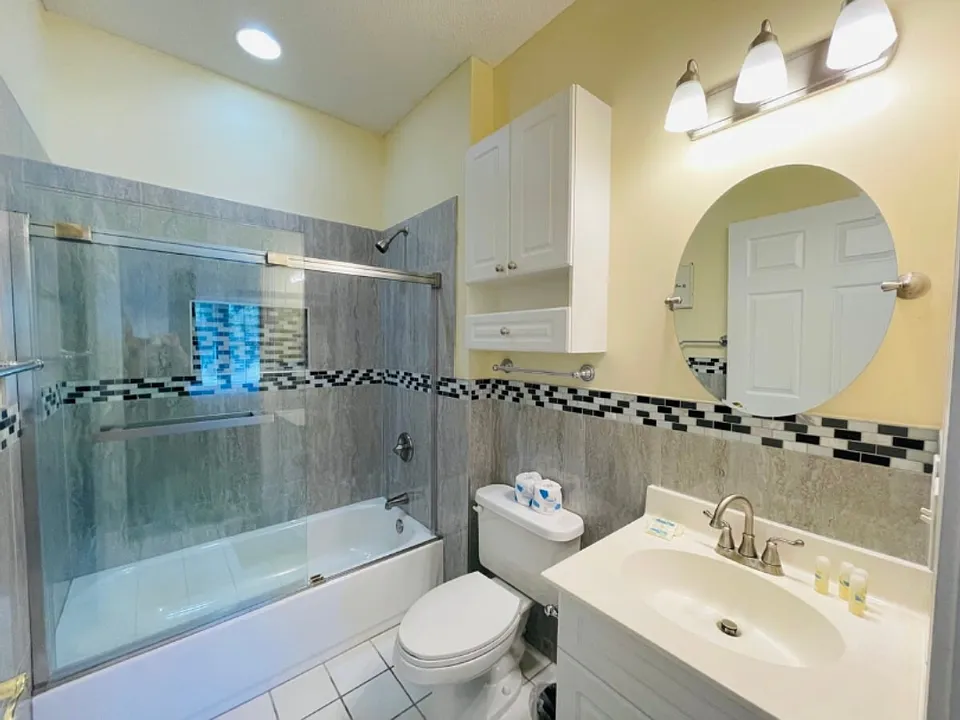 4870 Dahlia Ct #302