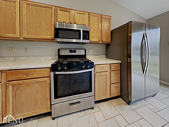 2nd image of 8473 Salatheal Ct