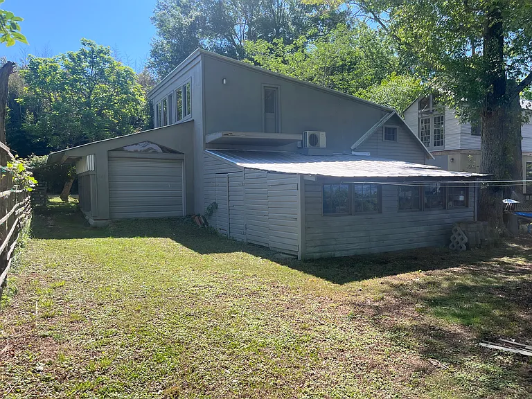 2490 Fenwick Cir — Photo 11