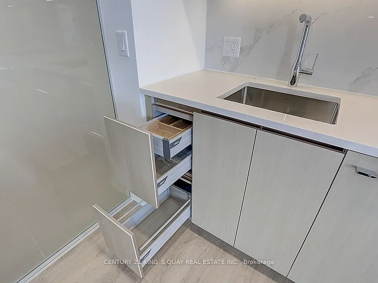 25 McMahon Dr #601 — Photo 25