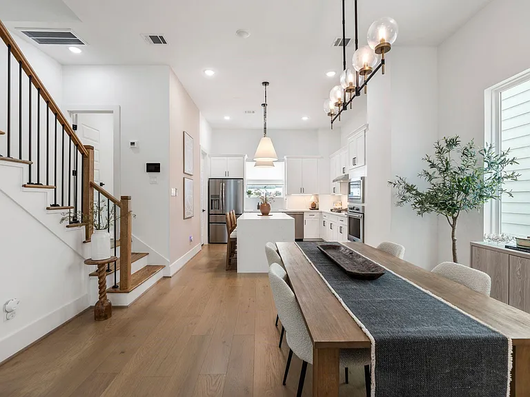 857 Fisher St #F — Photo 5