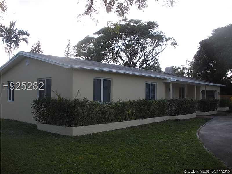 1st image of 2636 Taft St