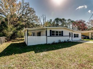 1951 Rayben Dr, Jacksonville, FL 32246