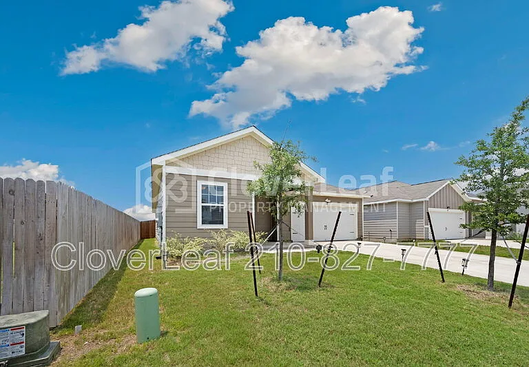 368 Wren Ln — Photo 3