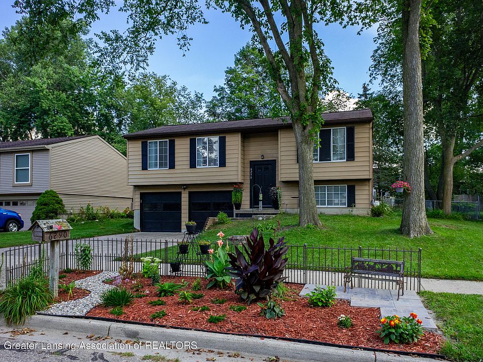 1st image of 6290 Royal Oak Dr