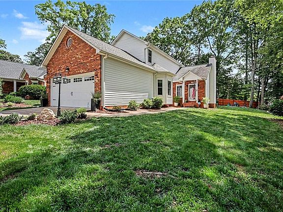3rd image of 4465 Woodsman Way