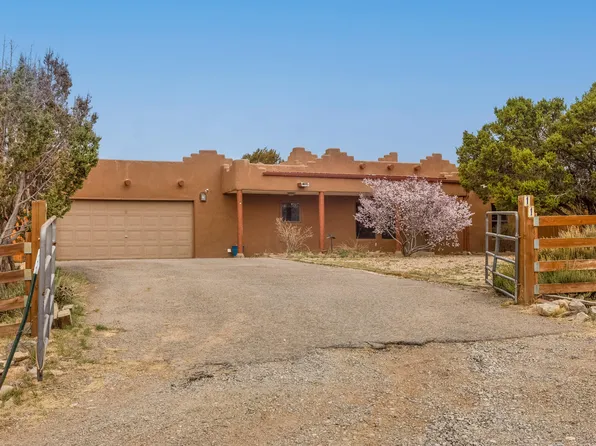 11 Sagebrush Ct, Edgewood, NM 87015