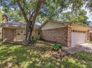3009 Red Robin Loop, Bryan, TX 77802