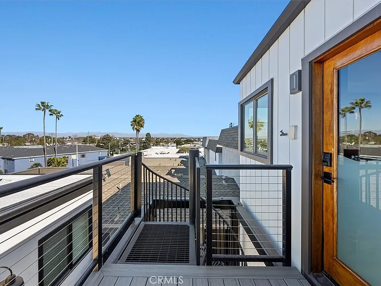760 Manhattan Beach Blvd #B — Photo 25
