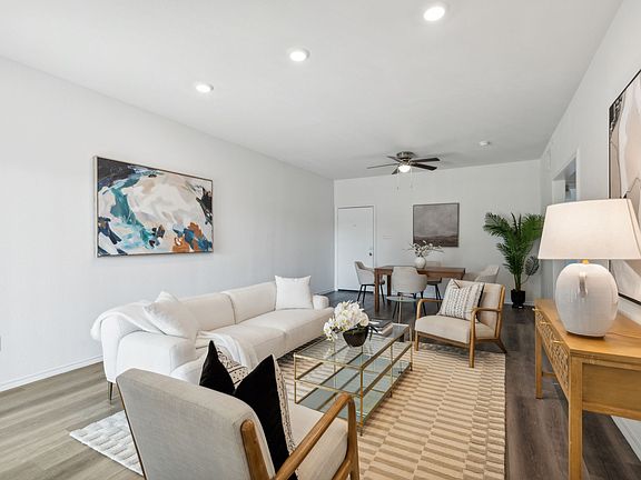 4th image of 11222 Park Central Pl APT D