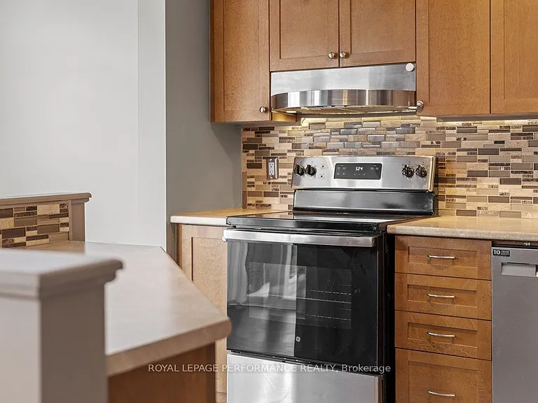 34 Moe Robillard St — Photo 18
