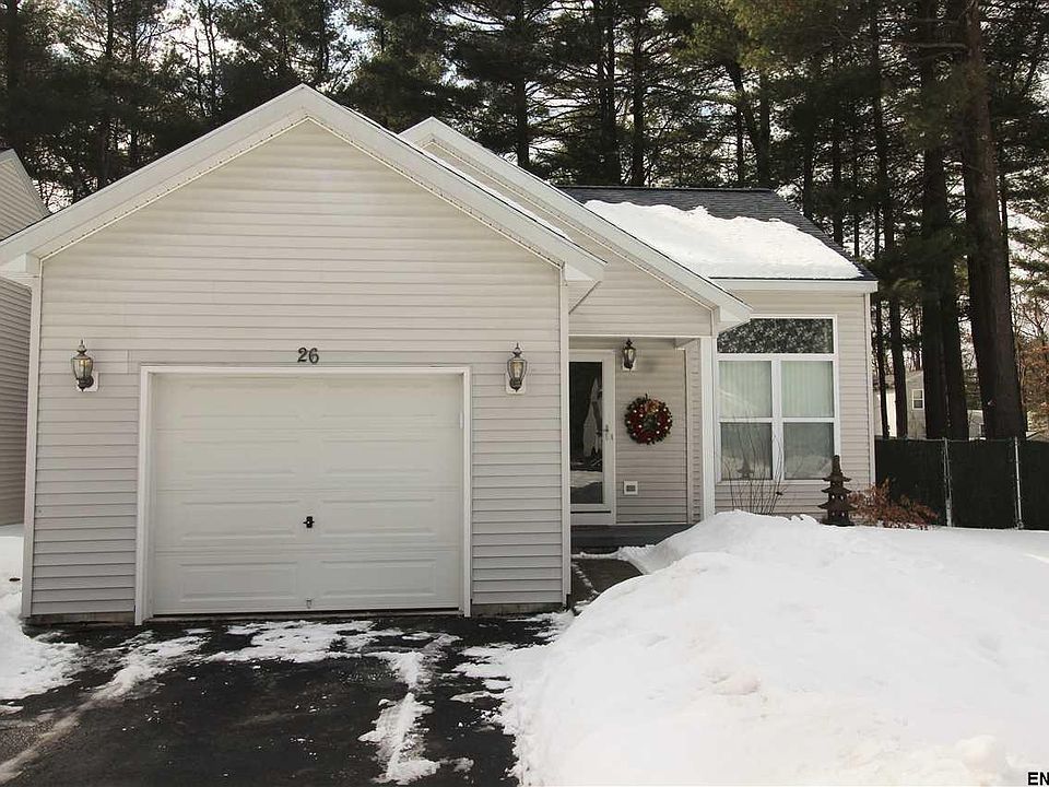 1st image of 26 Skylark Dr