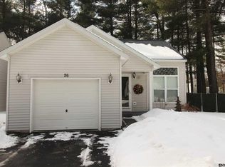 26 Skylark Dr, Ballston Spa, NY 12020