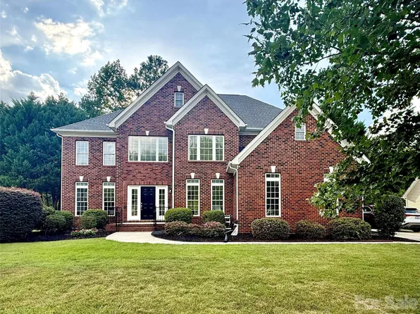 1012 Easthampton Ln, Waxhaw, NC 28173