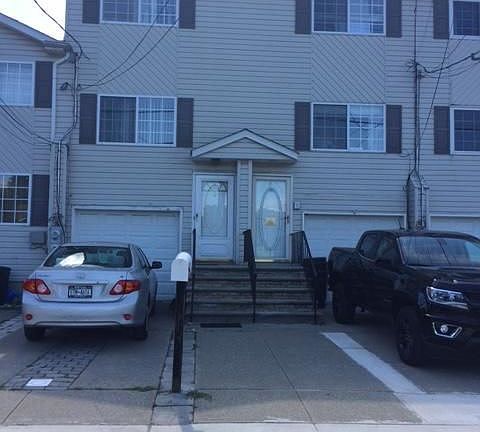2nd image of 6 Reid Ave