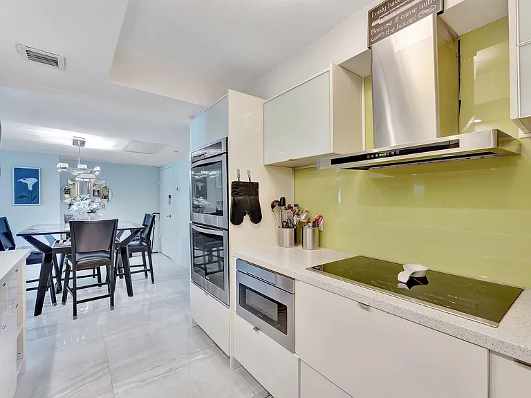 1900 S Ocean Blvd #8G — Photo 5