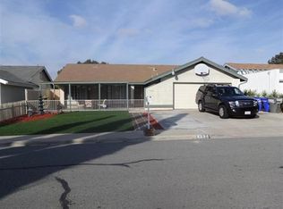 9026 Outinda St, Spring Valley, CA 91977