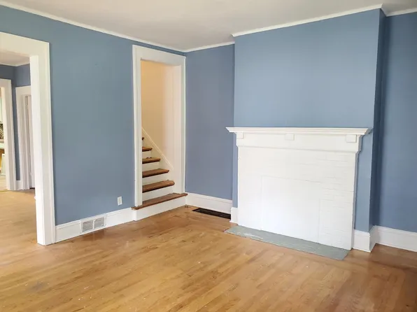 702 2nd St, Jackson, MI 49203