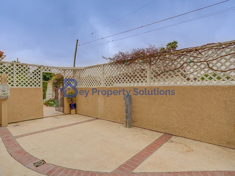 599 Woodland Dr — Photo 58