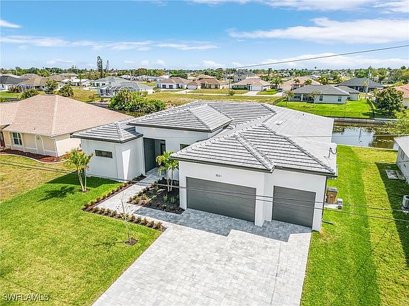 3rd image of 1409 SW 28 Terrace Cpe