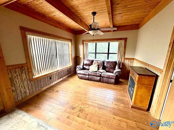 3rd image of 780 Liberty Hill Rd
