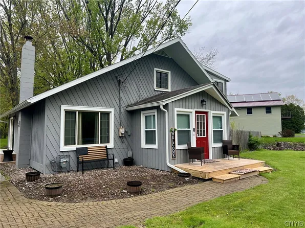 8355 Tuttle Rd, Bridgeport, NY 13030