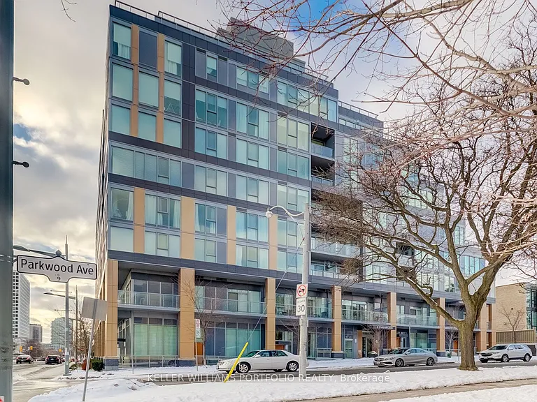 6 Parkwood Ave #516 — Photo 1