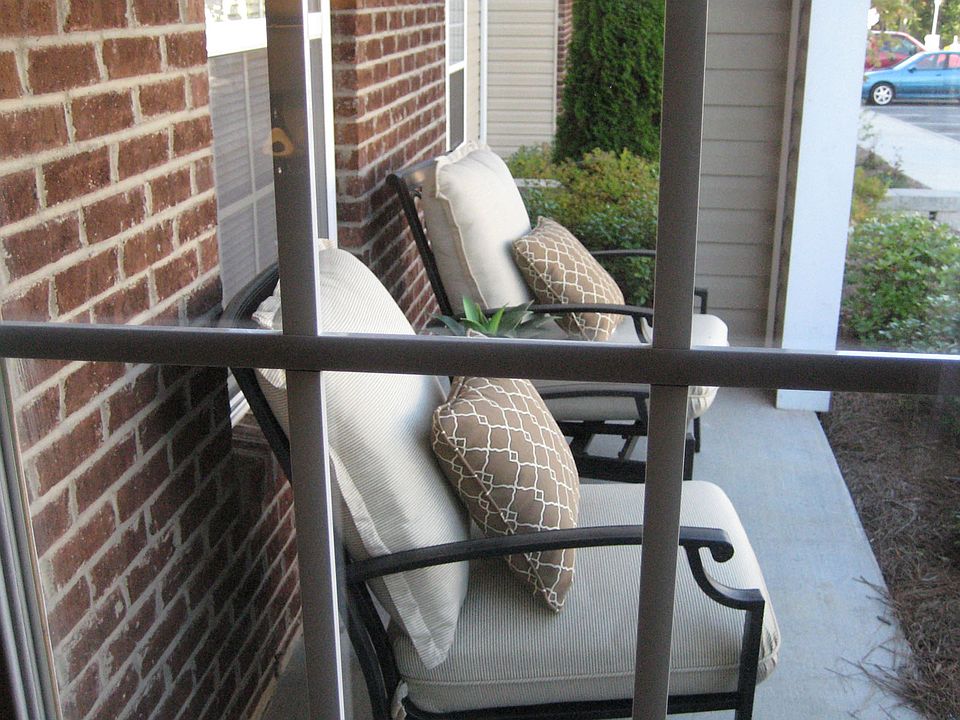 Mill Pond Apartments Private Patio / Balcony