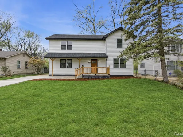 19377 Brentwood St, Livonia, MI 48152