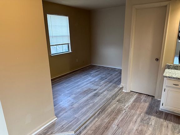 2nd image of 14134 W 88th Pl