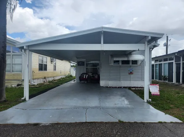 3943 Honolulu Dr, Ruskin, FL 33570