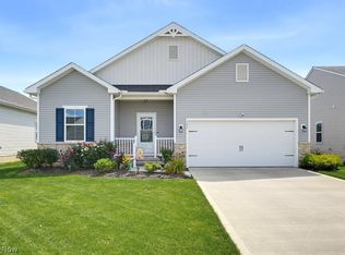 306 River Run Dr, Elyria, OH 44035