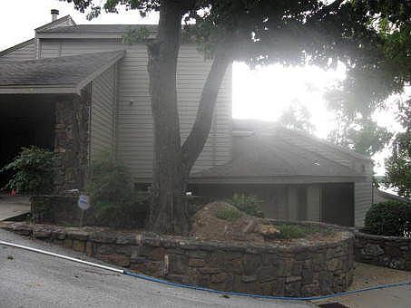 2nd image of 52 Fort Scott Ln