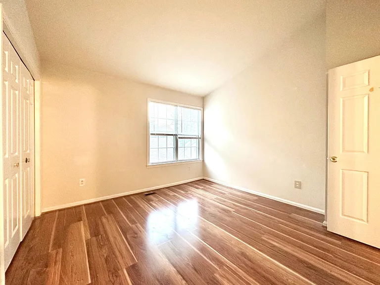 20322 Butterwick Way — Photo 33