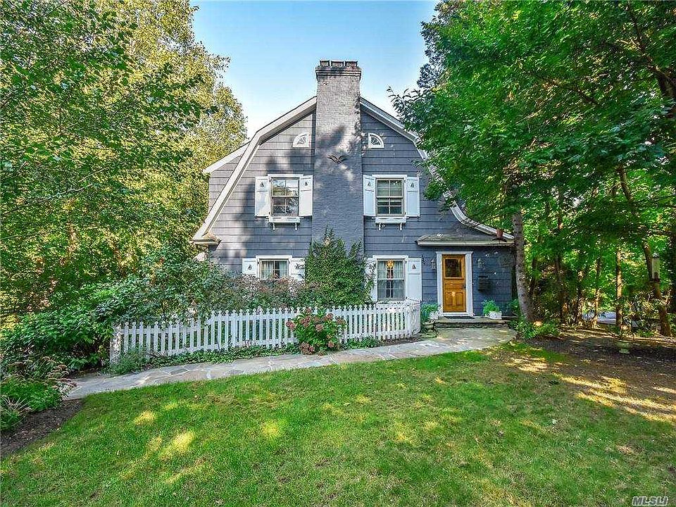 1st image of 54 Brookside Dr