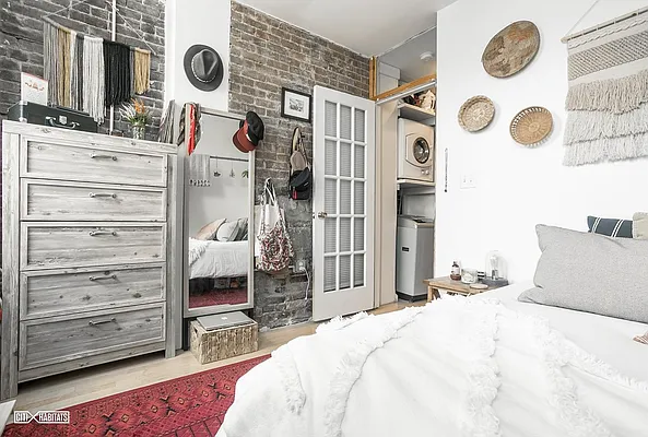 Rented by Citi Habitats | media 43