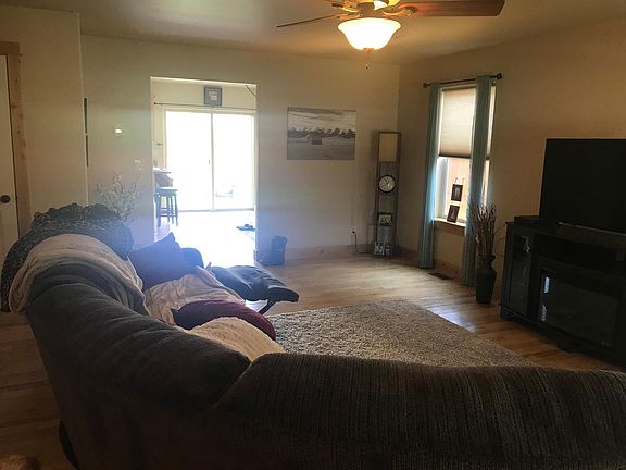 3rd image of 3791 Potosi St