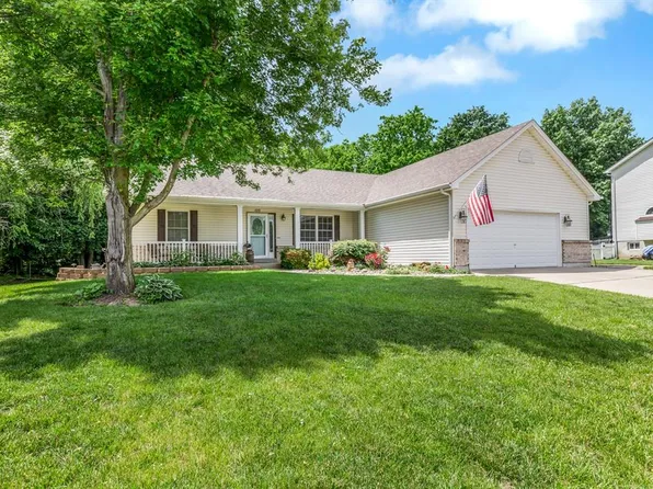 4305 Bedford Oaks Ct, Wentzville, MO 63385