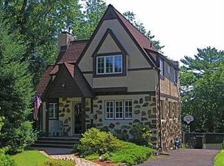 37 Central Ave N, Nyack, NY 10960