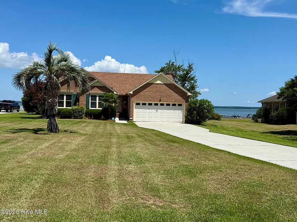 1st image of 615 Willbrook Circle