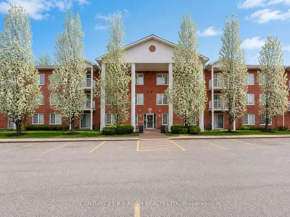 49 Jacobs Ter #114, Barrie, ON L4N 0W4